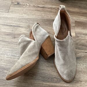 Jeffrey Campbell Gray Boots Sz 10